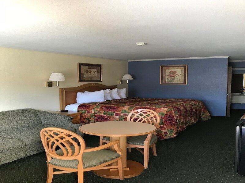 Days Inn By Wyndham Alamogordo White Sands Exterior photo