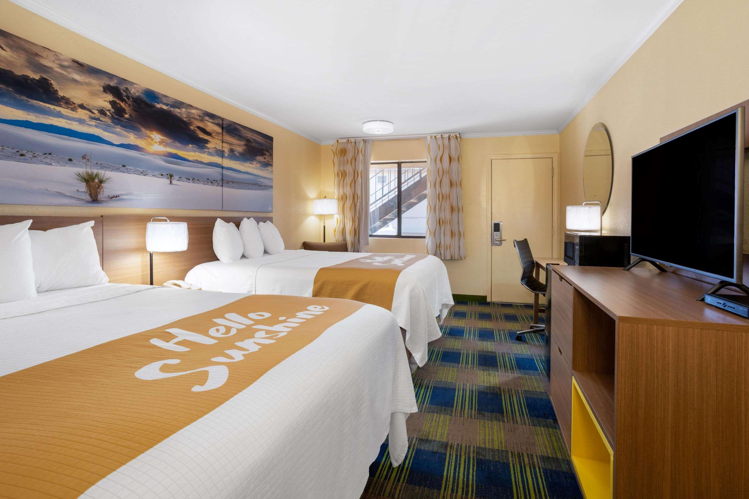 Days Inn By Wyndham Alamogordo White Sands Exterior photo
